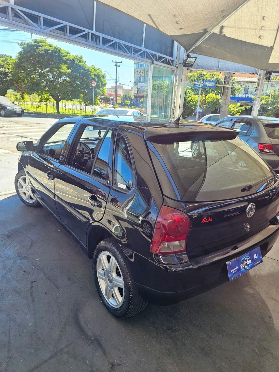 VOLKSWAGEN Gol - Foto