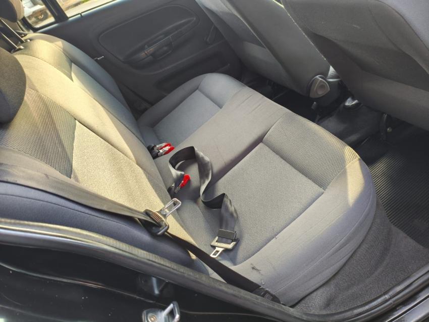 VOLKSWAGEN Gol - Foto