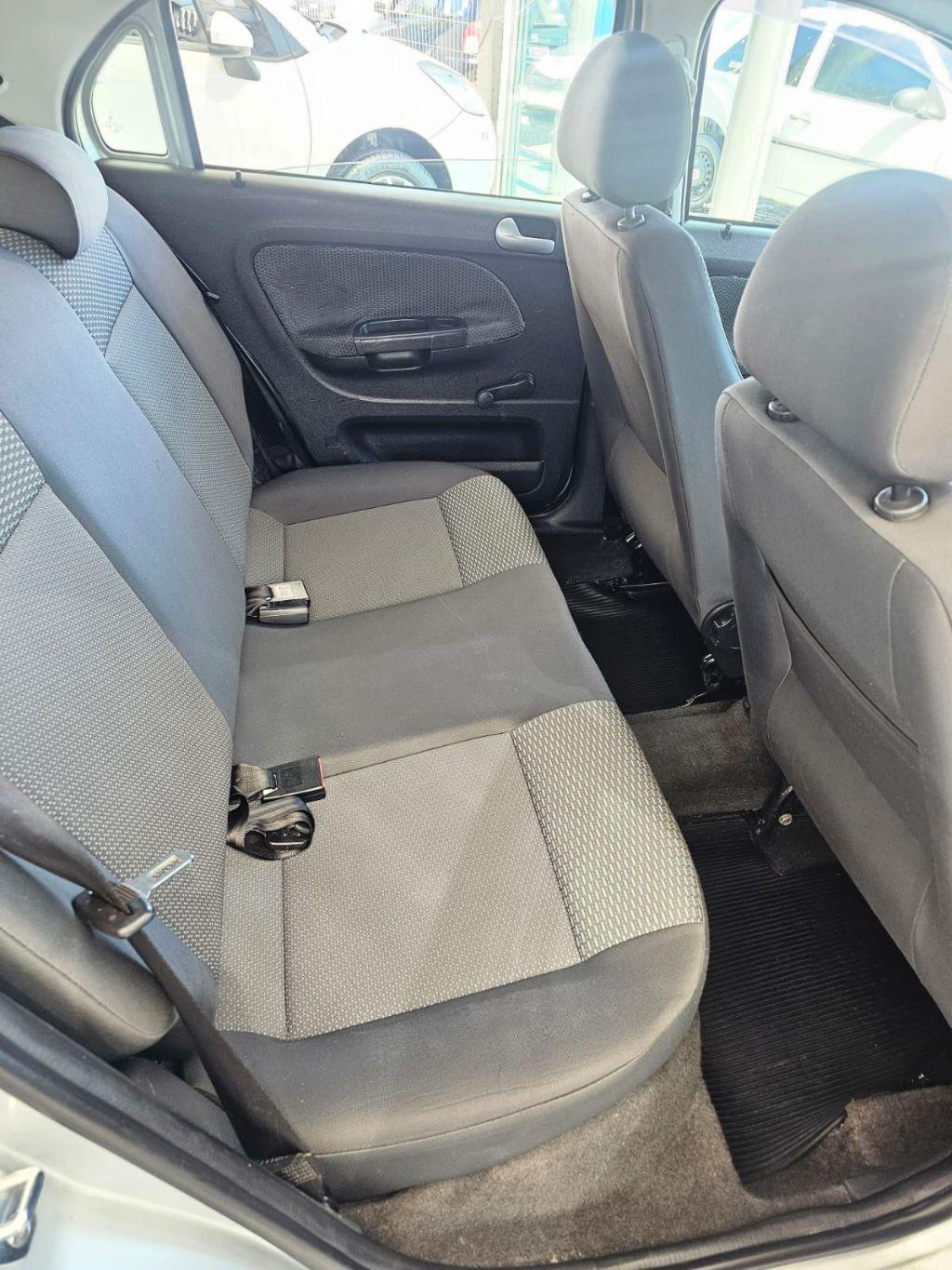 VOLKSWAGEN Gol - Foto