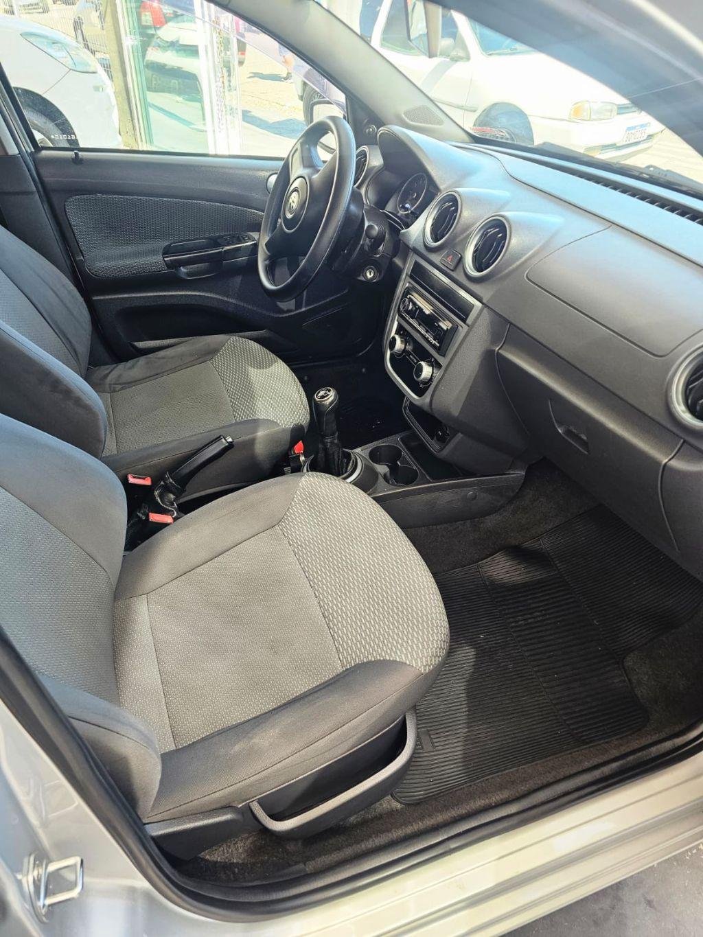 VOLKSWAGEN Gol - Foto