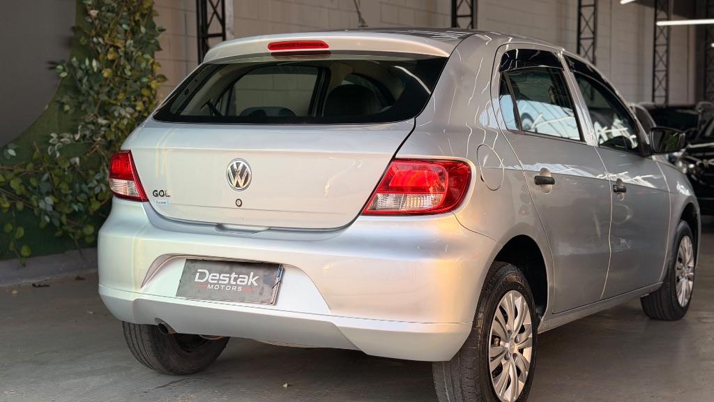 VOLKSWAGEN Gol - Foto
