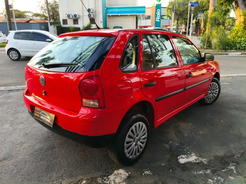 VOLKSWAGEN Gol - Foto