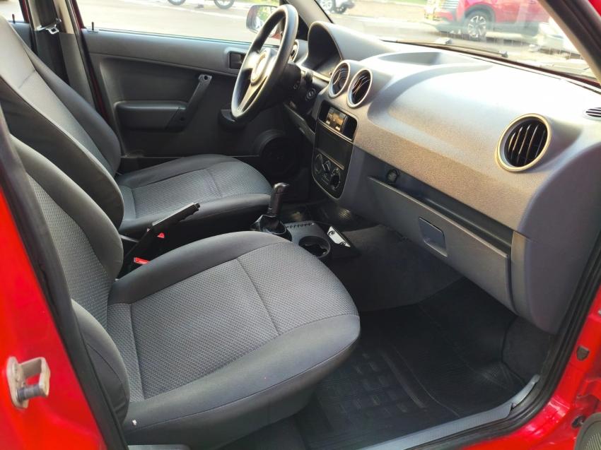 VOLKSWAGEN Gol - Foto