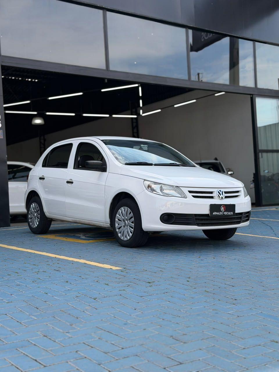VOLKSWAGEN Gol - Foto
