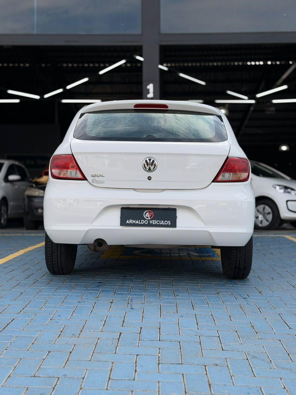 VOLKSWAGEN Gol - Foto
