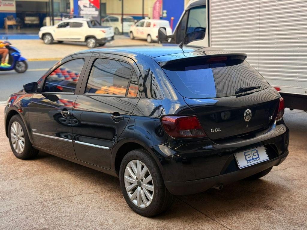 VOLKSWAGEN Gol - Foto