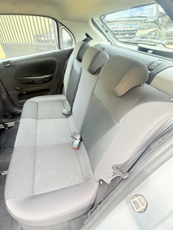 VOLKSWAGEN Gol - Foto