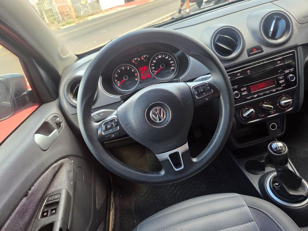 VOLKSWAGEN Gol - Foto