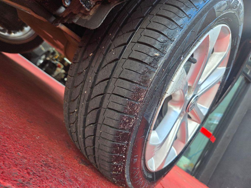 VOLKSWAGEN Gol - Foto