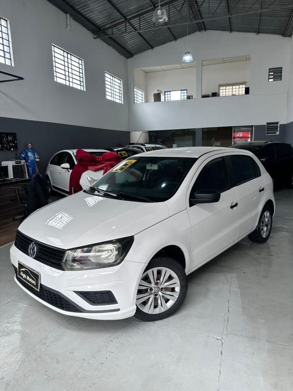 VOLKSWAGEN Gol