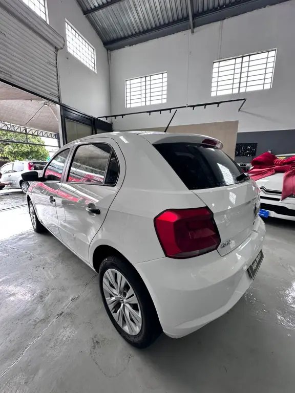 VOLKSWAGEN Gol - Foto