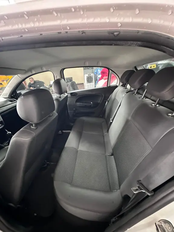 VOLKSWAGEN Gol - Foto