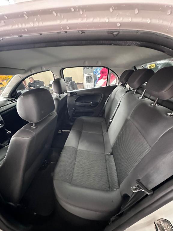 VOLKSWAGEN Gol - Foto