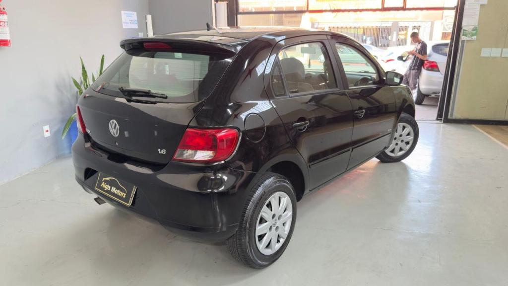 VOLKSWAGEN Gol - Foto