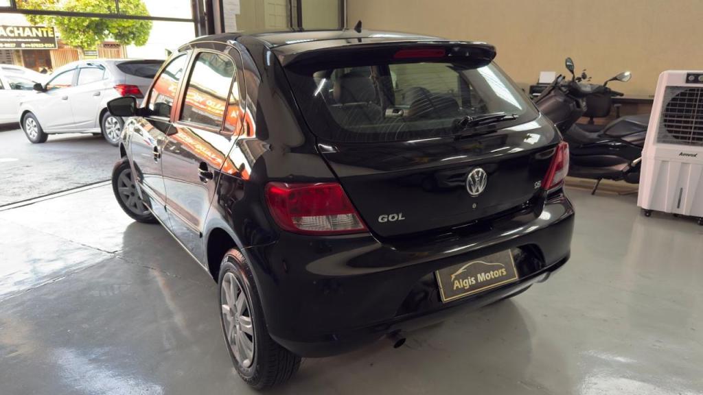 VOLKSWAGEN Gol - Foto