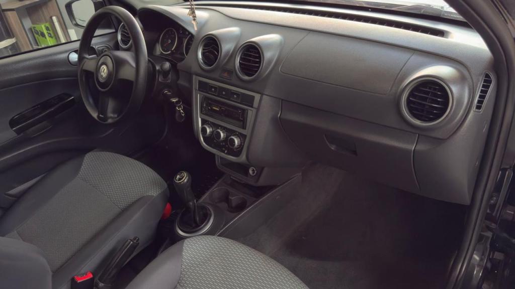 VOLKSWAGEN Gol - Foto