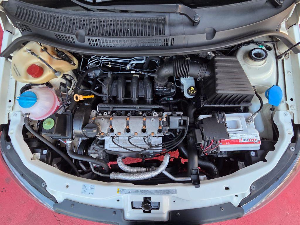 VOLKSWAGEN Gol - Foto