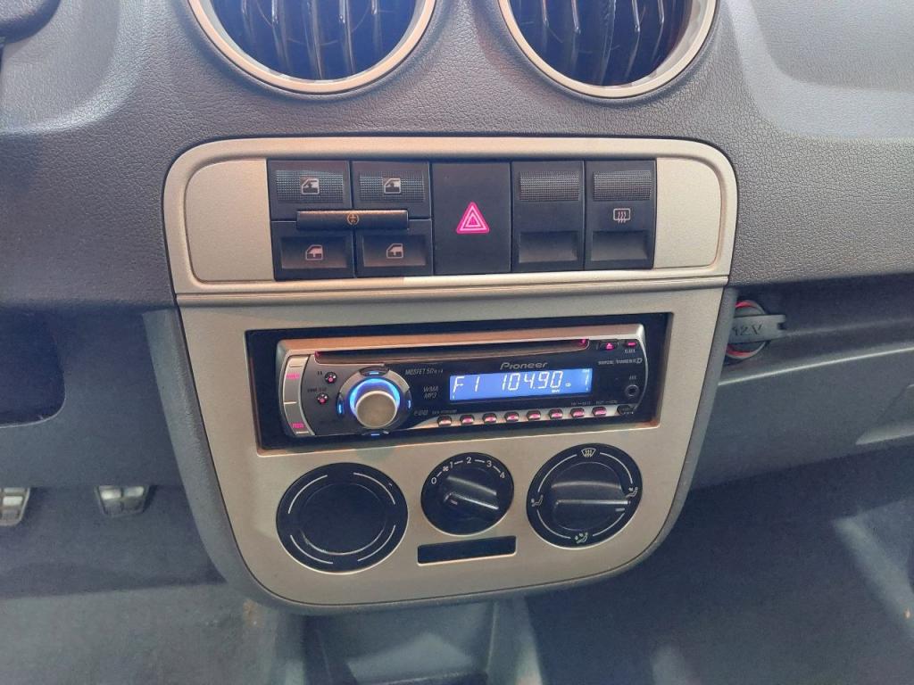 VOLKSWAGEN Gol - Foto
