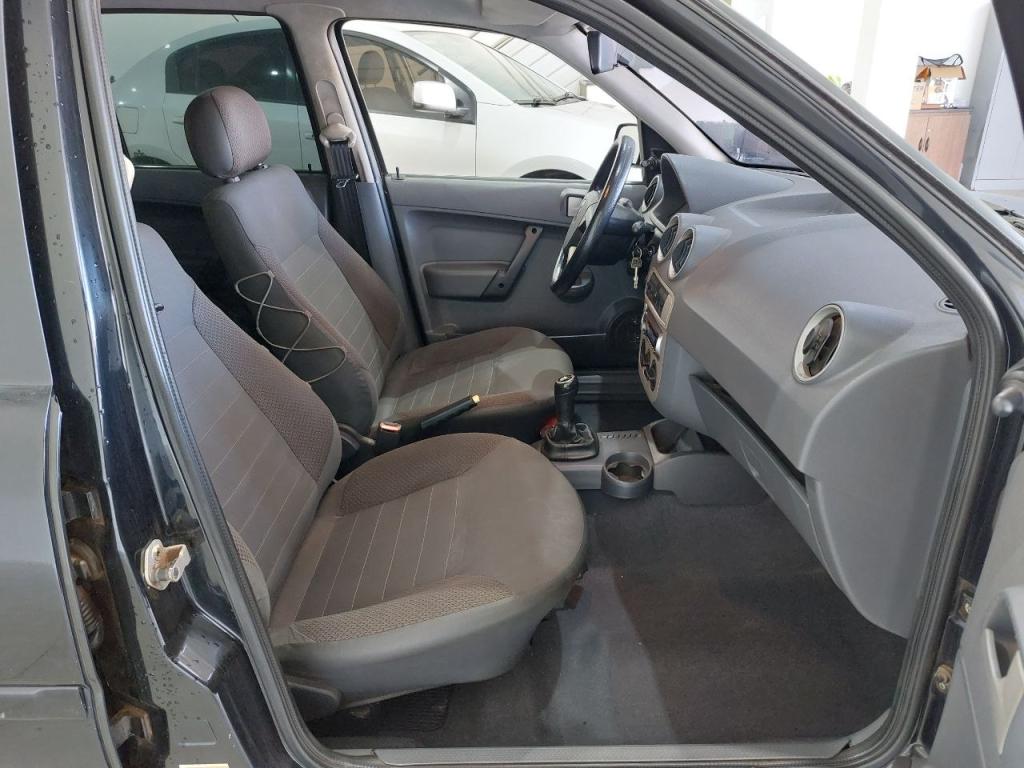 VOLKSWAGEN Gol - Foto