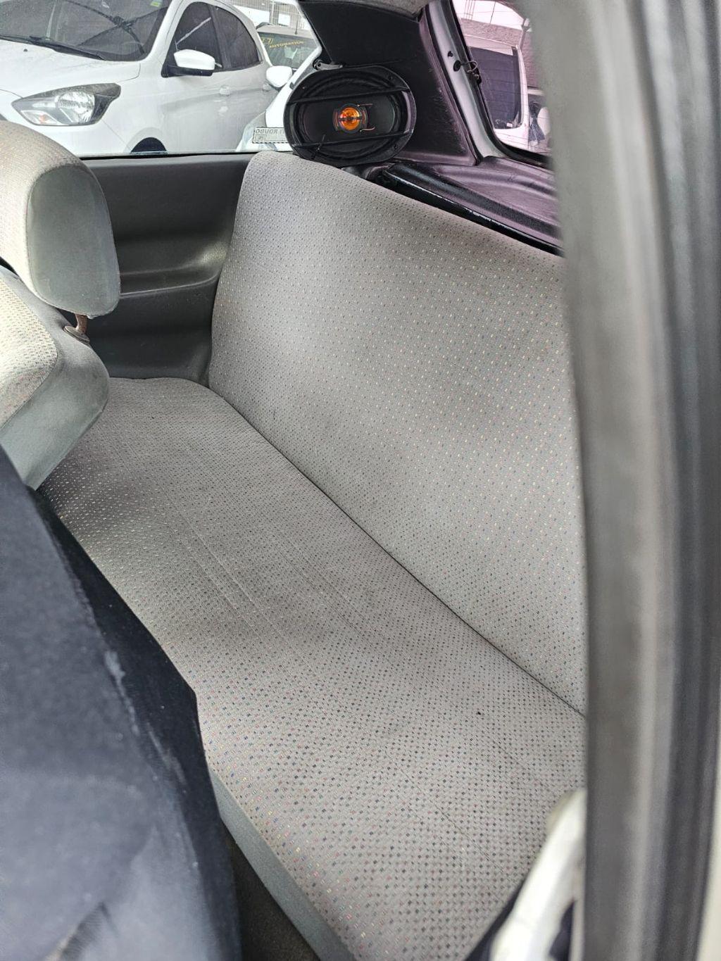 VOLKSWAGEN Gol - Foto