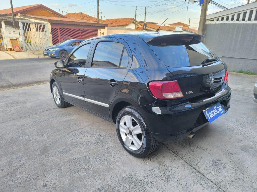 VOLKSWAGEN Gol - Foto