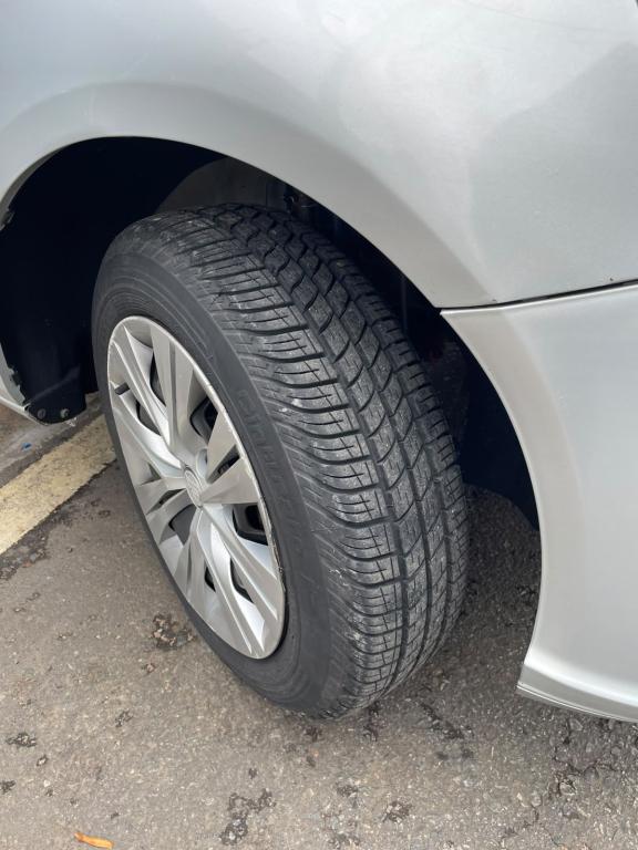 VOLKSWAGEN Gol - Foto