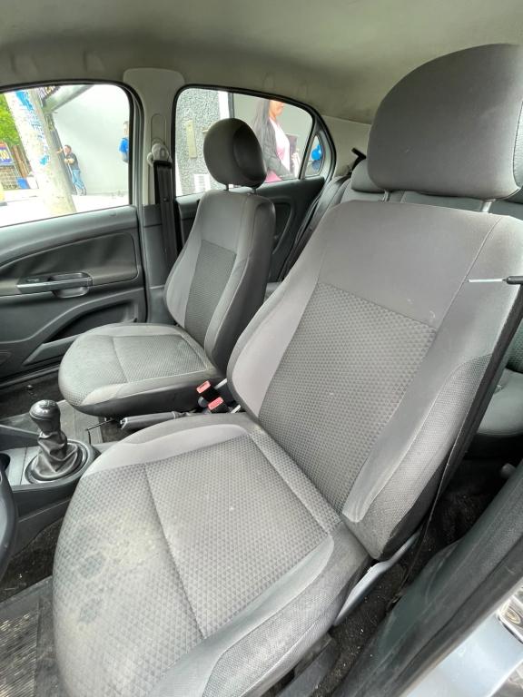 VOLKSWAGEN Gol - Foto
