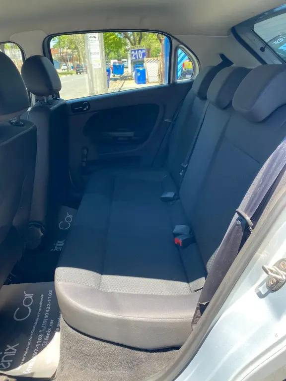 VOLKSWAGEN Gol - Foto