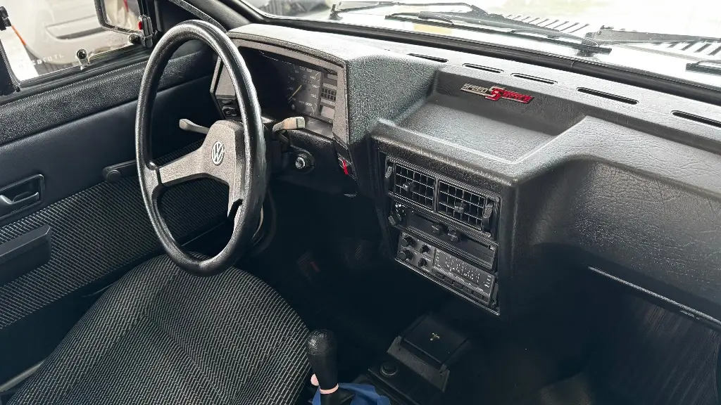 VOLKSWAGEN Gol - Foto