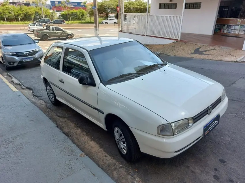 VOLKSWAGEN Gol - Foto