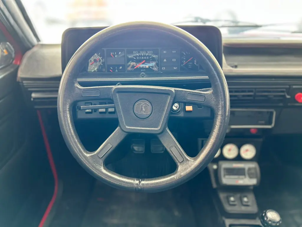 VOLKSWAGEN Gol - Foto