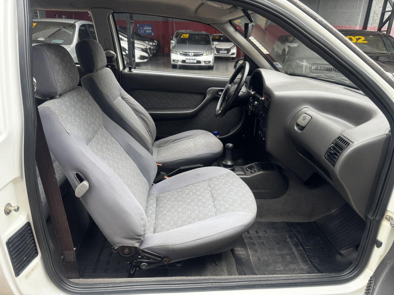 VOLKSWAGEN Gol - Foto