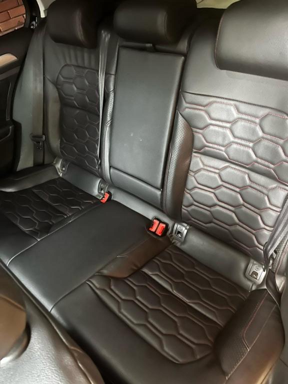 VOLKSWAGEN Golf - Foto