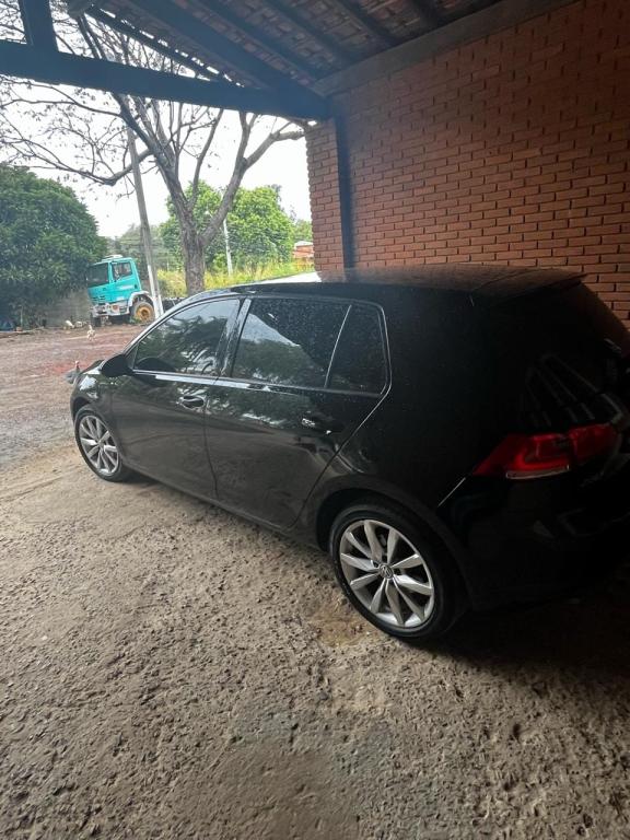 VOLKSWAGEN Golf - Foto