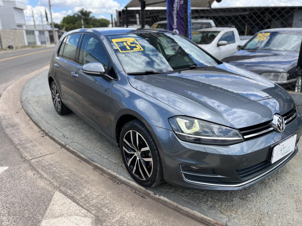 VOLKSWAGEN Golf - Foto