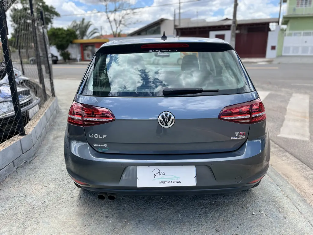 VOLKSWAGEN Golf - Foto