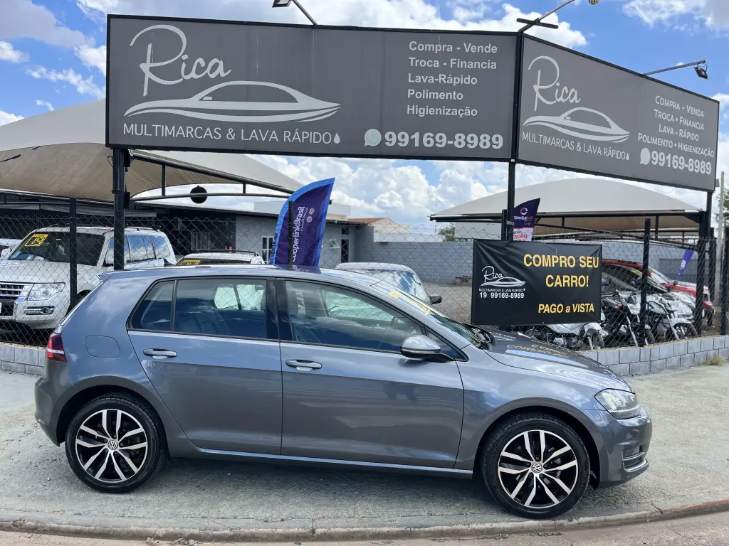 VOLKSWAGEN Golf - Foto