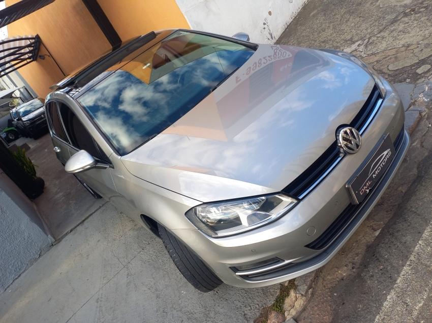 VOLKSWAGEN Golf - Foto