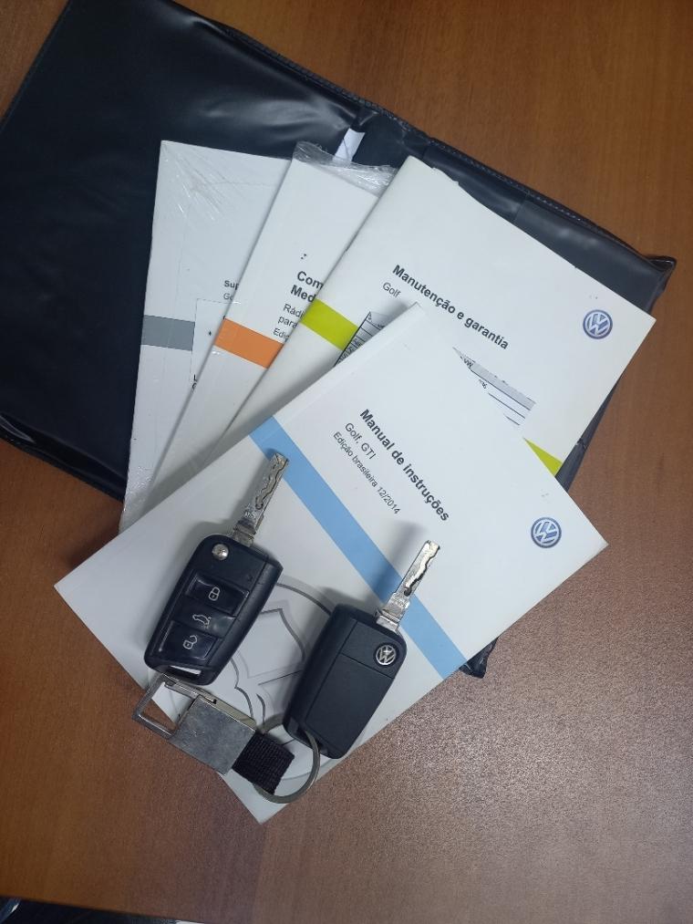 VOLKSWAGEN Golf - Foto