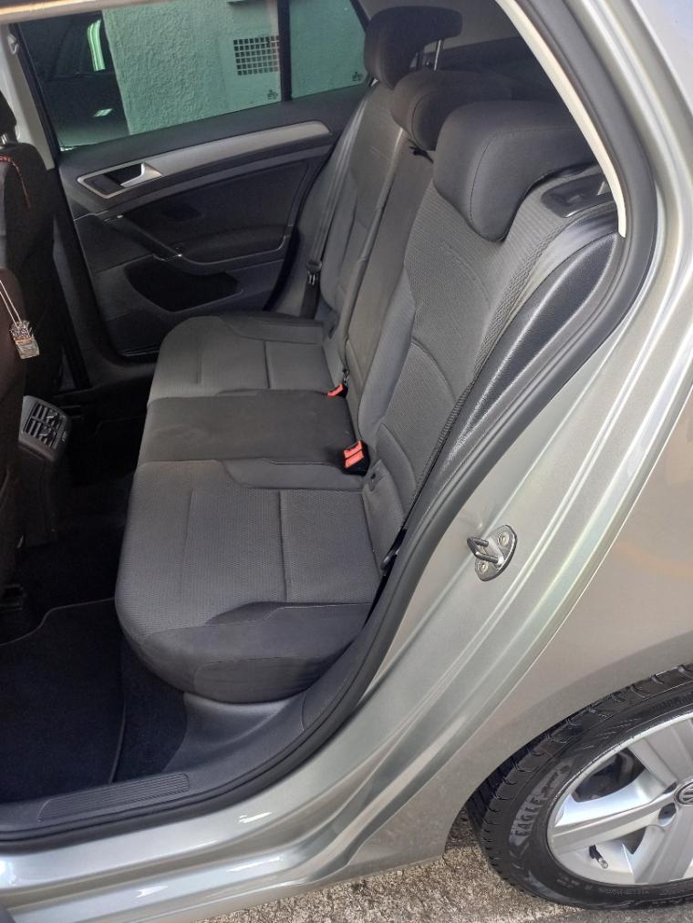 VOLKSWAGEN Golf - Foto