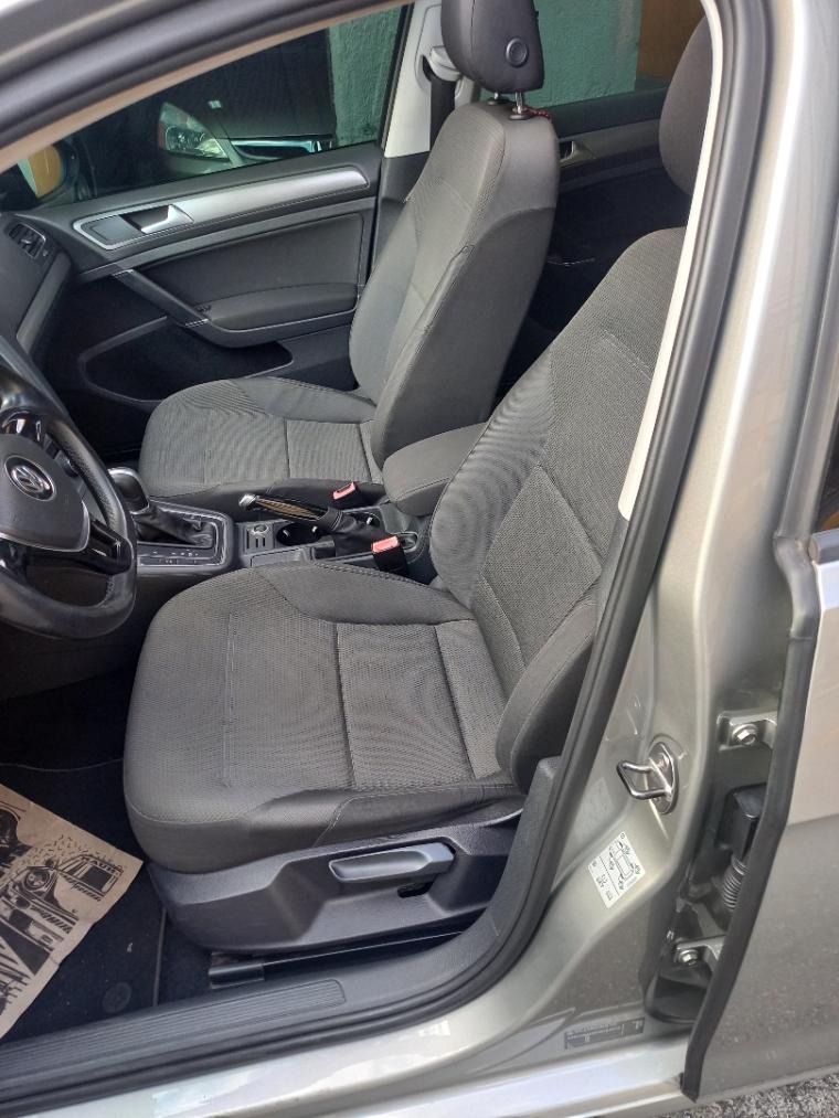 VOLKSWAGEN Golf - Foto