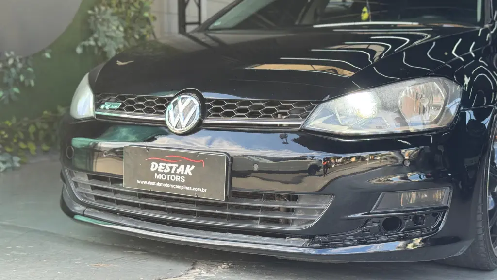 VOLKSWAGEN Golf - Foto