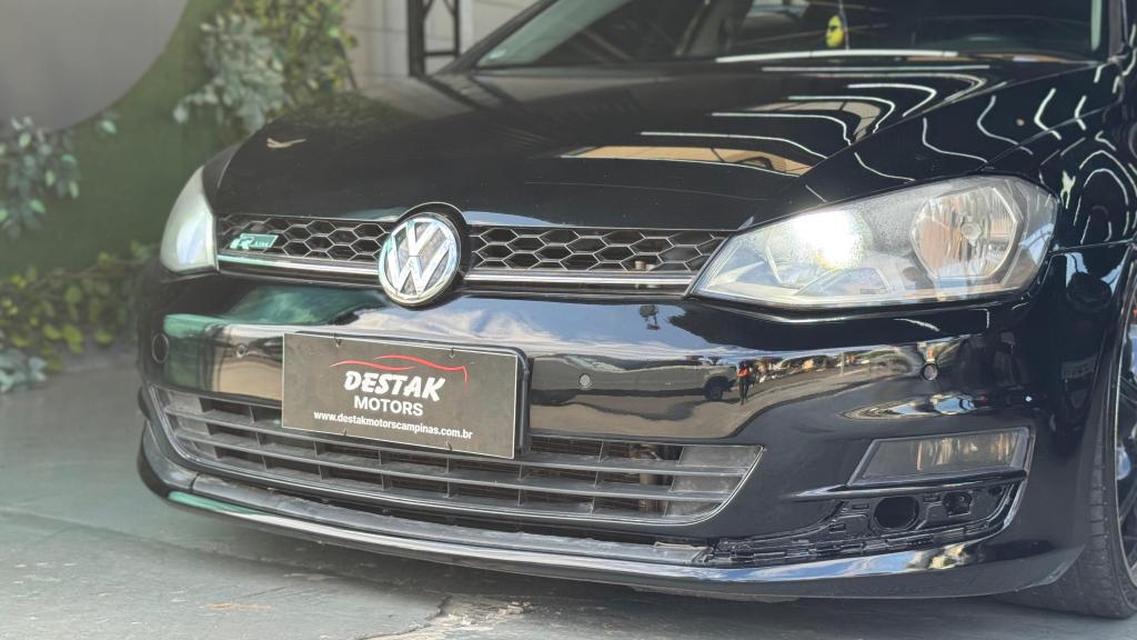 VOLKSWAGEN Golf - Foto