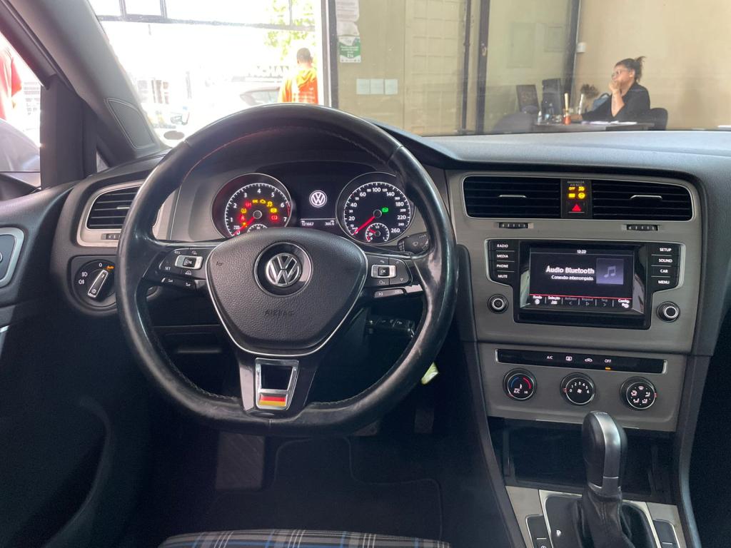 VOLKSWAGEN Golf - Foto