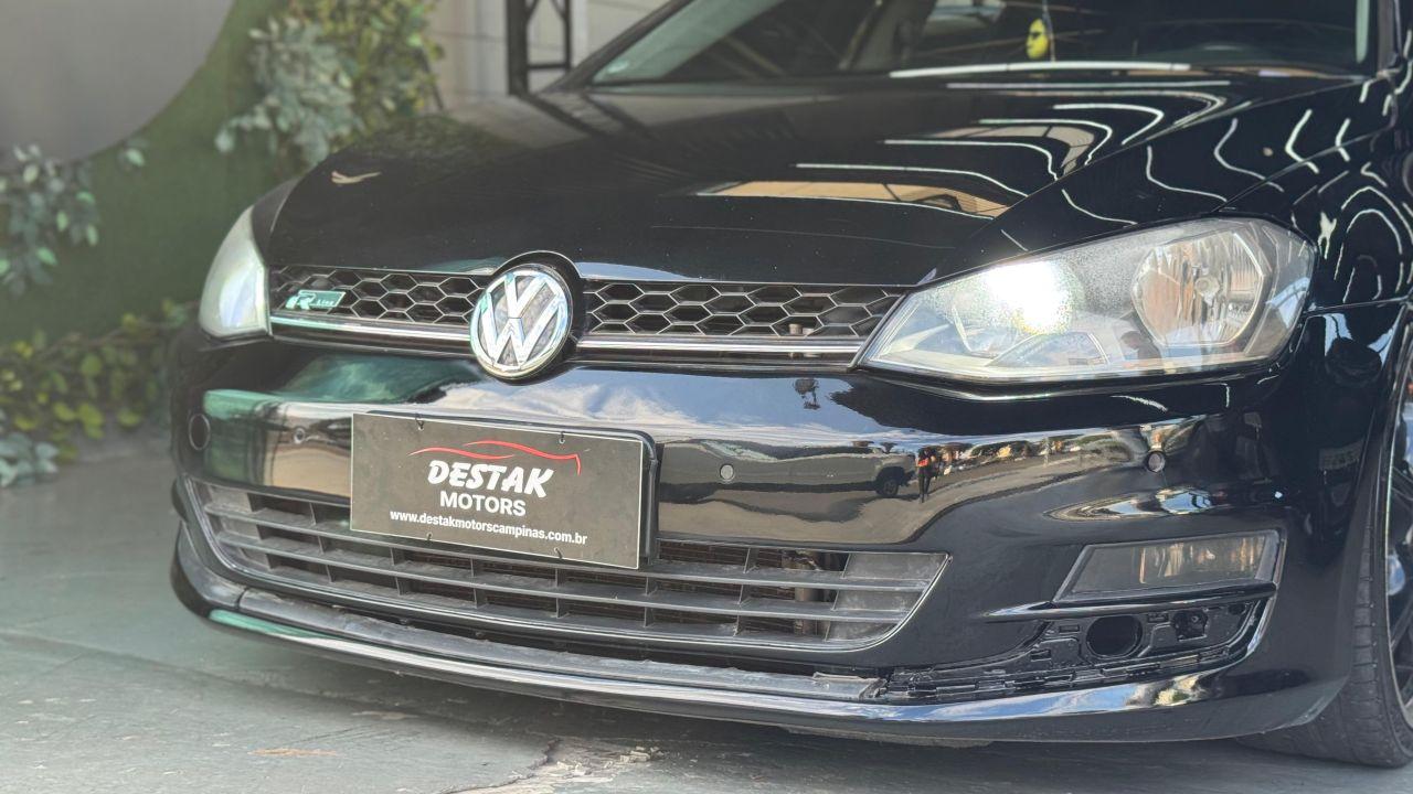 VOLKSWAGEN Golf - Foto