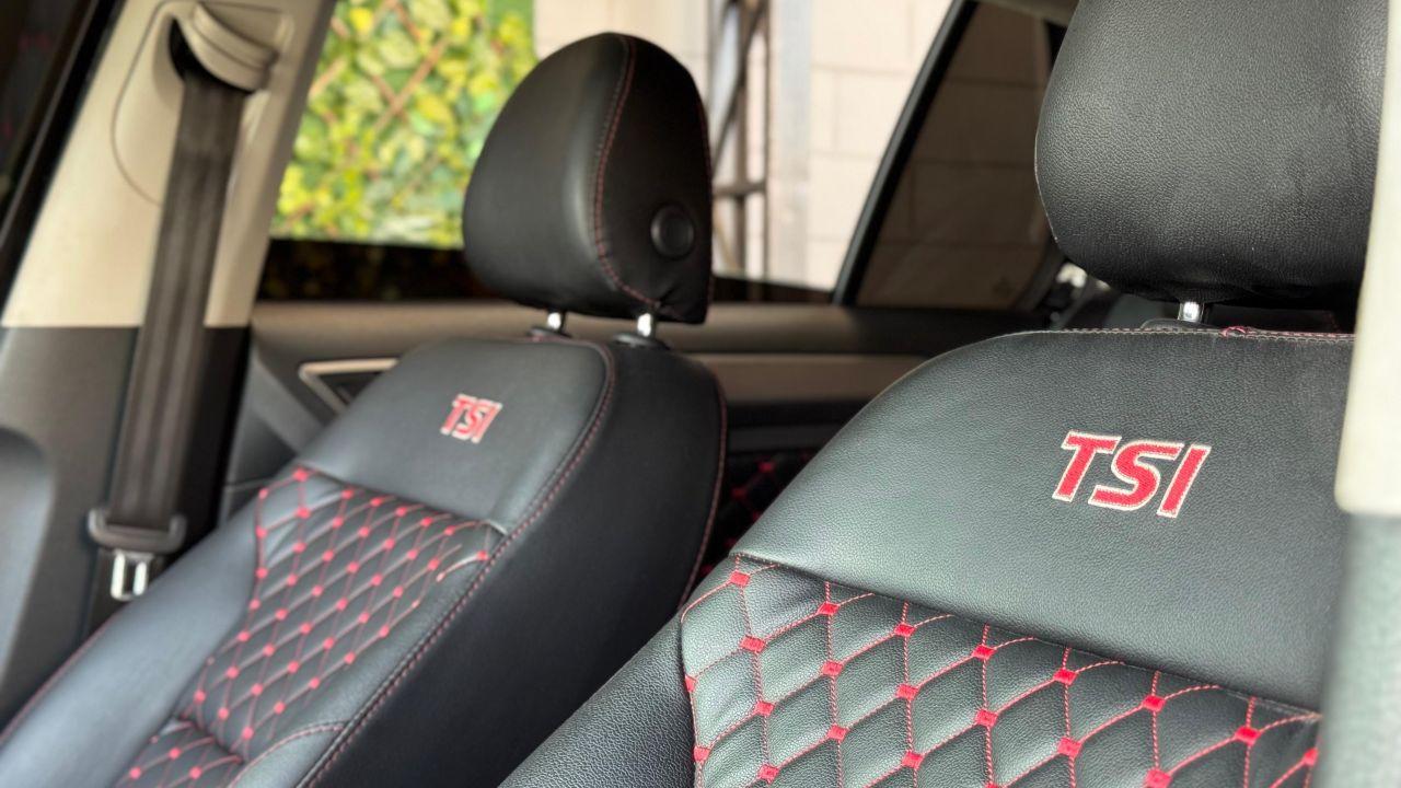 VOLKSWAGEN Golf - Foto