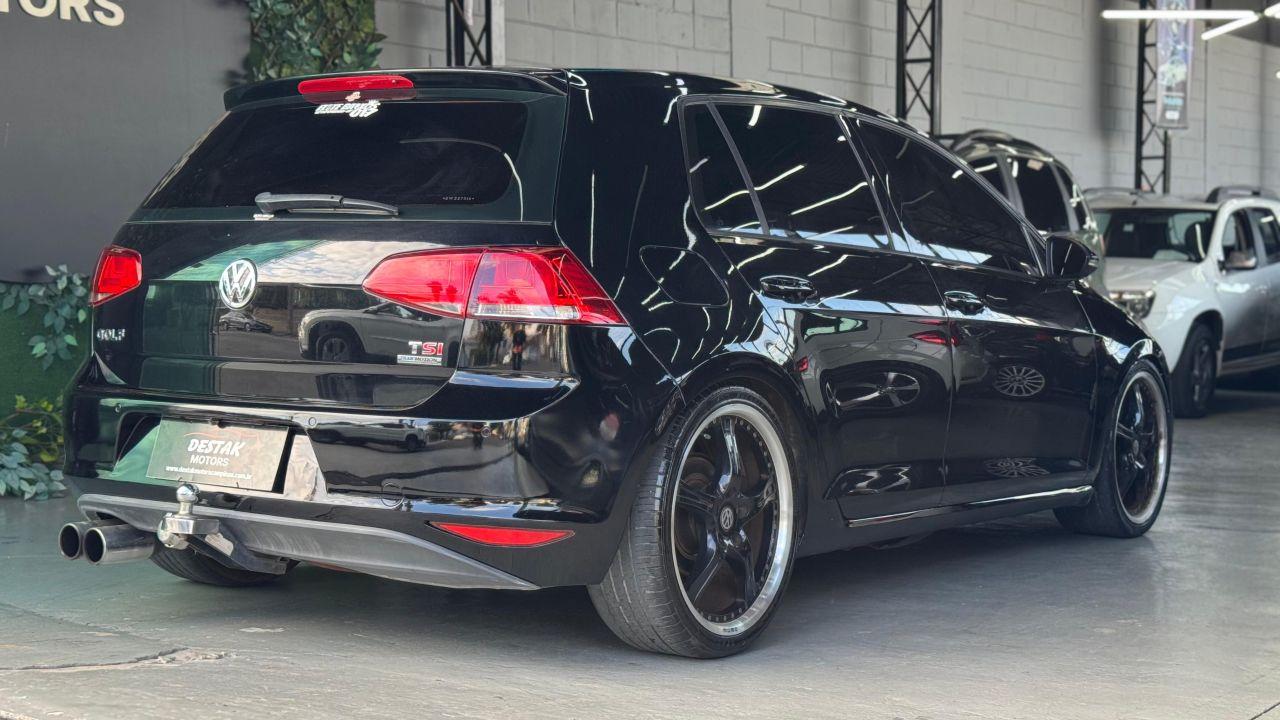 VOLKSWAGEN Golf - Foto