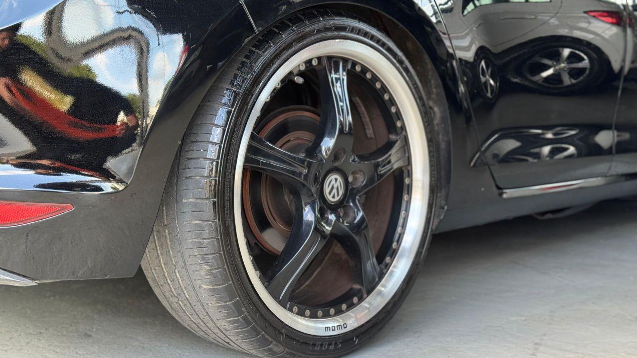 VOLKSWAGEN Golf - Foto