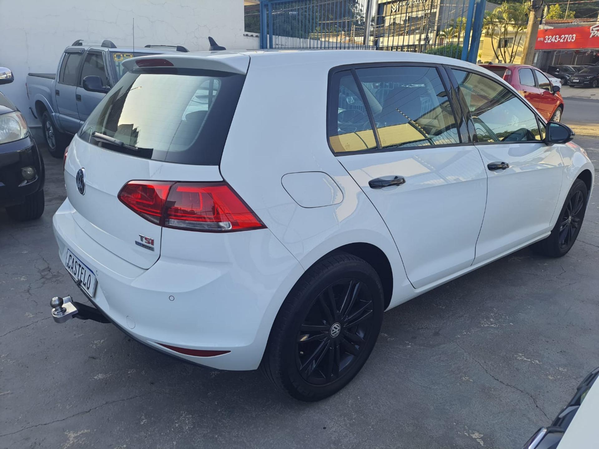 VOLKSWAGEN Golf - Foto