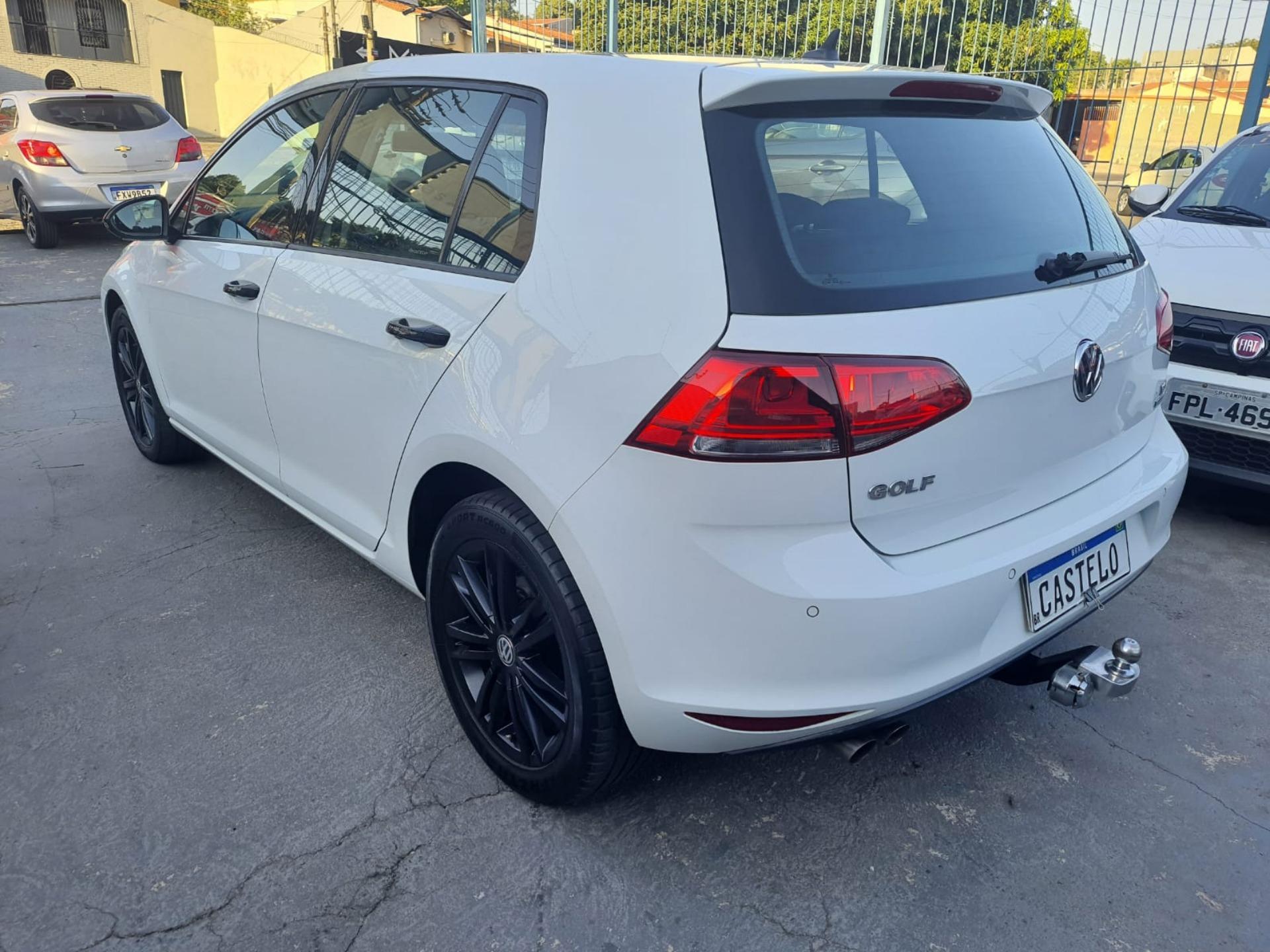 VOLKSWAGEN Golf - Foto